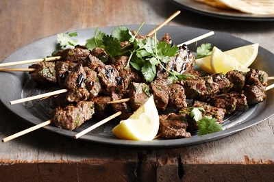 Brochettes de boeuf marinées au miel