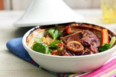 Tajine de veau aux oignons, miel et safran